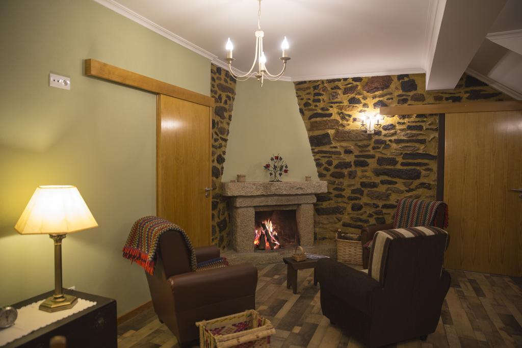 Casas Do Terreiro Guest House Seia Exterior photo